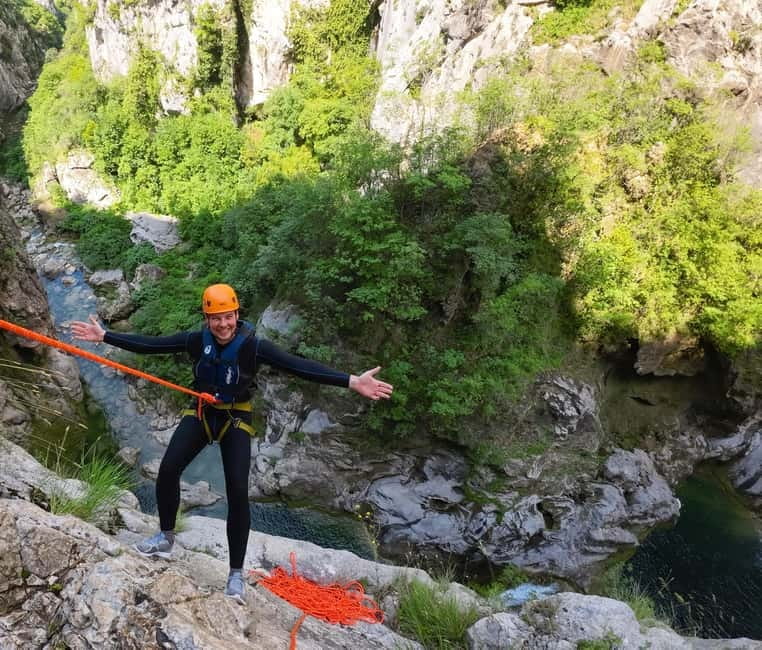 Iz Omisa/Zadvarija: Extremni Canyoning na rijeci Cetini - Cetina Canyoning in Zadvarje: The Real Reason It Feels So Different