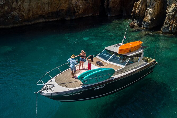 Luxury Blue and Green Cave private tour - Stop 2: Stiniva Cove, a famous beach bar swim break