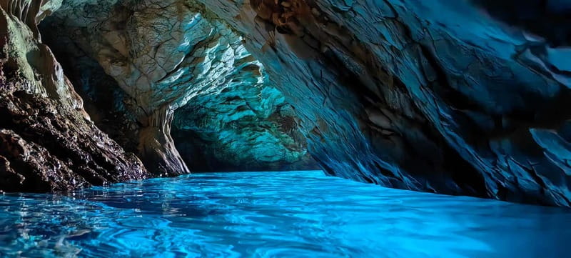 Makarska: 3-island Speedboat Cave & Blue Lagoon Tour - Little Blue Cave on Hvar: the swim-only moment that defines the trip