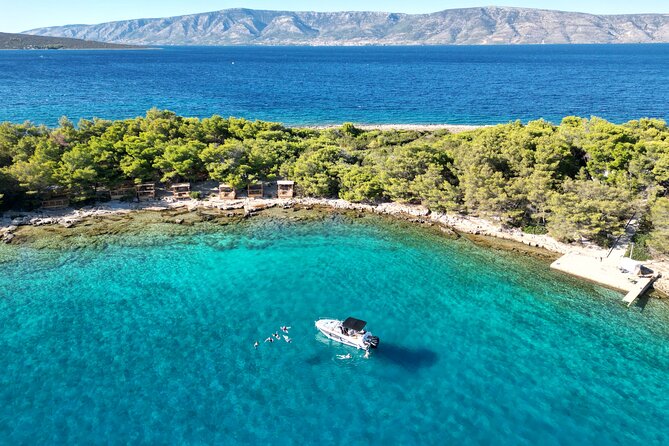 Makarska: 3-Island Speedboat Tour with Cave and Blue Lagoon - Stop 3: Jelsa Town Break, Coffee and Quick Historical-Style Strolls