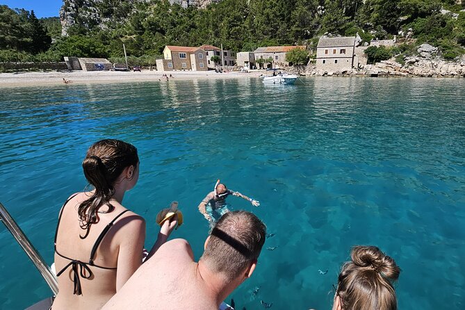 Makarska: 3 Island Speedboat Tour with Little Blue Cave & Lagoon - Zečevo Island and the Blue Lagoon: turquoise water plus a waterfront bar