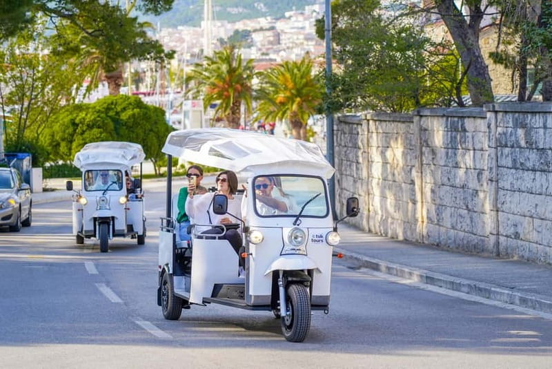 Makarska: Skywalk Tuk-Tuk Tour with Skip-the-Line Ticket - Walking on Air at Skywalk Biokovo, Glass Over the Sea