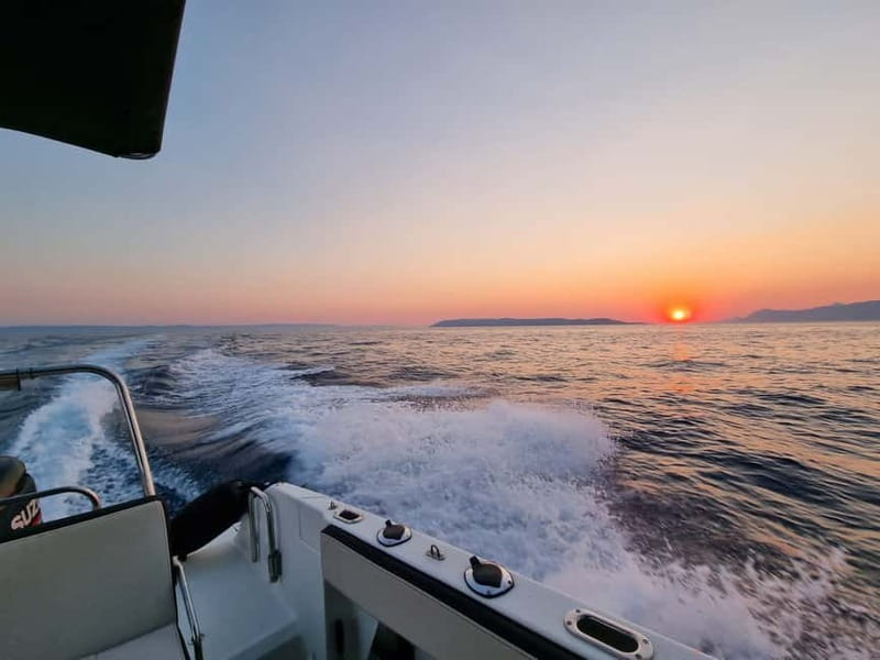 Makarska: Speedboat Sunset Tour to hidden bay on island Brač - Why the Puntica Bay sunset feels different from staying on shore