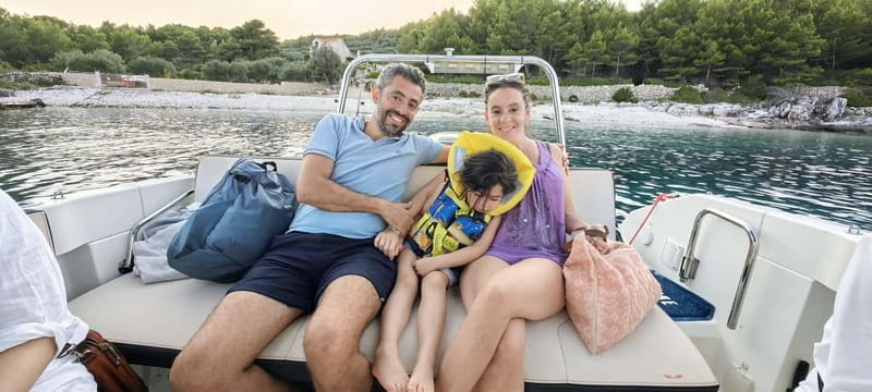 Makarska: Speedboat Sunset Tour to hidden bay on island Brač - What’s included, what you’ll pay for, and how to prep