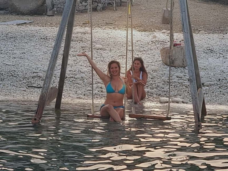 Makarska: Speedboat Sunset Tour to hidden bay on island Brač - Should you book this Makarska to Brač sunset speedboat to Puntica Bay?