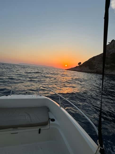 Makarska: Sunset private boat tour from Makarska - Key things that make this Makarska sunset boat tour worth it