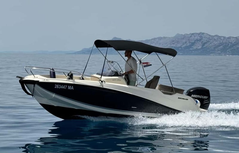 Makarska: Sunset private boat tour from Makarska - Sunset speedboat views that feel easy, not rushed