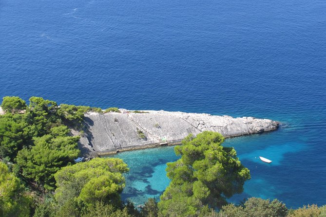 Mesmerizing Hvar speed boat tour with optional wine tasting - Where you start and how the 6-hour day flows