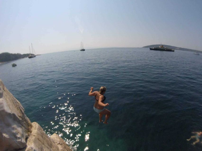 Morning Split Sea Kayaking Tour - The 3-hour route: Marjan Park and Kaštela Bay from a kayak