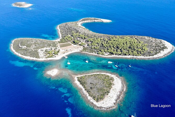 Private Blue cave, Mamma Mia and Hvar, 5 islands tour from Split - FAQ
