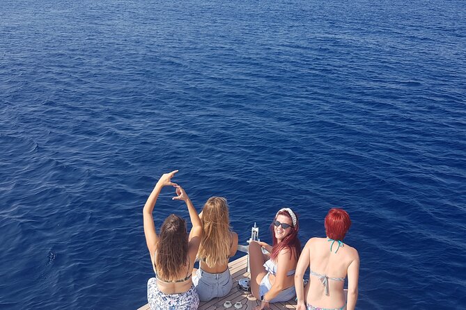 Private Blue Lagoon and Hidden Bays tour from Split & Brac for 12 - What is included, and what you should plan to pay for