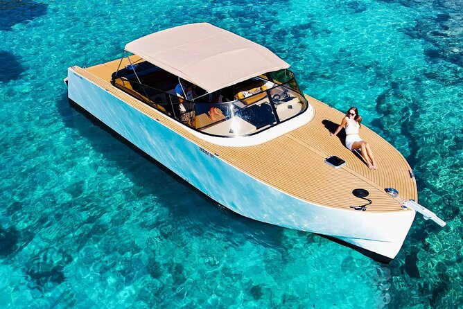 Private Boat Tour from Hvar - Blue and Green cave, Vis, and the Pakleni islands - Palmizana Botanical Garden Bay on the Pakleni Islands: A Lunch-Friendly Scenic Break
