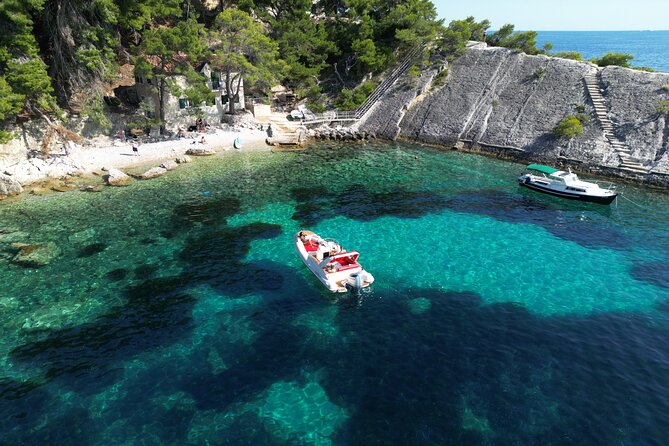 Private boat tour of Red rocks & Pakleni islands - Stop 5 and Beyond: Mlini Beach, Palmizana Garden Time, Lucisce Swim Finale