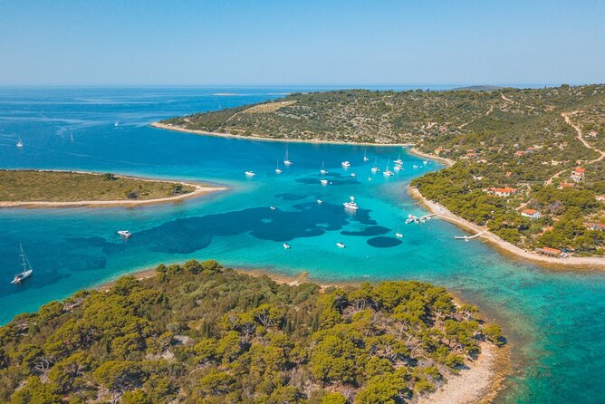 Private Boat tour to the Blue Lagoon & Solta - Swim, Snorkel, Tan and Relax! - Key things to know before you go