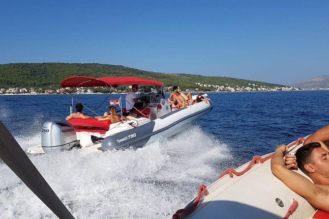 Private Full-Day 3 islands tour with snorkelling - A private 3-islands day that actually balances sightseeing and swim time