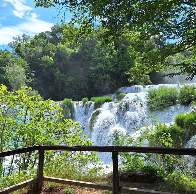 Private Krka falls tour from Split with Wine Tasting & Lunch - Getting into Krka National Park without wasting your morning