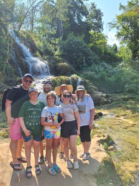 Private Krka falls tour from Split with Wine Tasting & Lunch - Wine tasting with Mateo: three pours and real farming roots