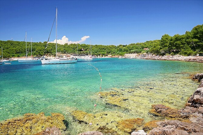 Private Tour of Red rocks, Pakleni Islands and Hvar's Southern Beaches - Lucisca Beach Stop 2: Clear Water and a Side Area for Confident Swimmers