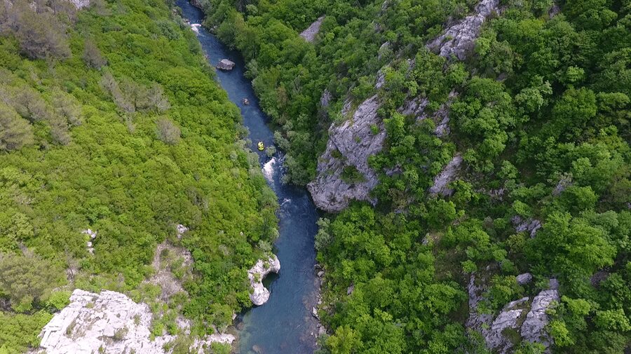 Rafting on the Cetina river - On the water: a guided 2.5 hour run on class 1-3 rapids