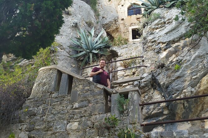 Secret Marjan Park Hiking Tour in Split - Old Split to Marjan Park: Pine-Tree Walking Trails and Beach Views