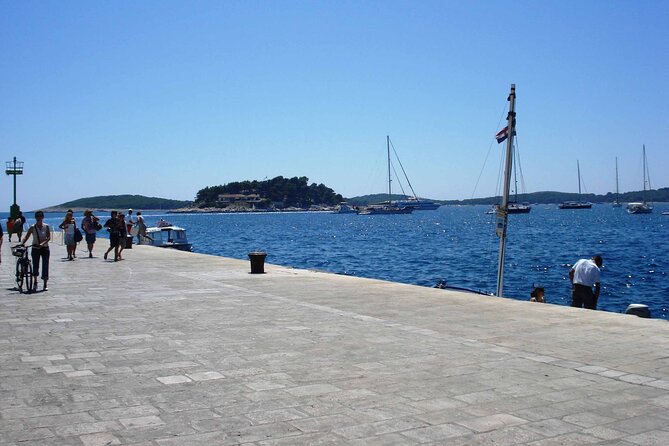 Self-Guided Walking Tour of Hvar’s Historical Old Town - Start at Trg svetog Stjepana 42, and Let the App Time Your Turns
