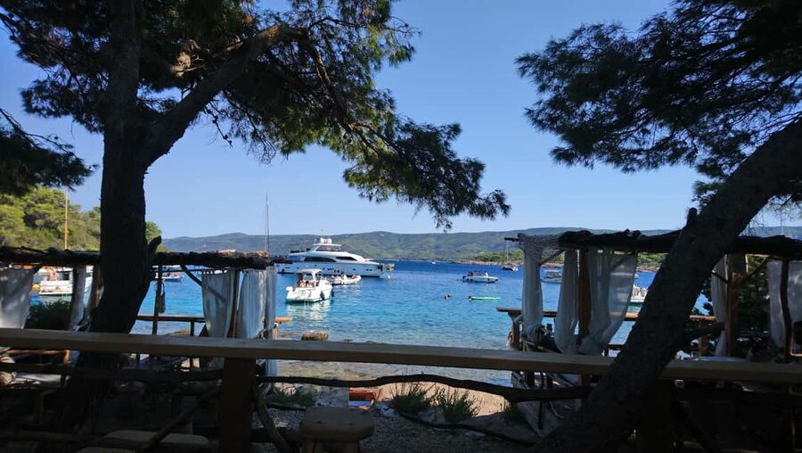 Speedboat to 3 islands: Hvar, Brač, Zečevo with watersports - Jelsa on Hvar: the fishing-village finish that keeps the day grounded
