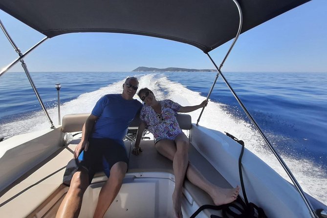 Speedboat transfer from Hvar town (Water taxi transfer) to Airport Split - Price and group size: what $710.09 per group really means
