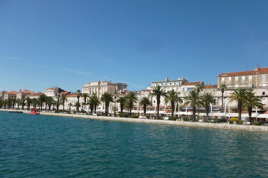 Split: 1.5-Hour Riviera Boat Cruise with a Free Drink - Champagne, music, and what the ride feels like on the water