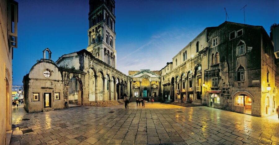 Split: 1.5-Hour Walking Tour and Diocletian's Palace - Fruit Square and the Old Market Idea