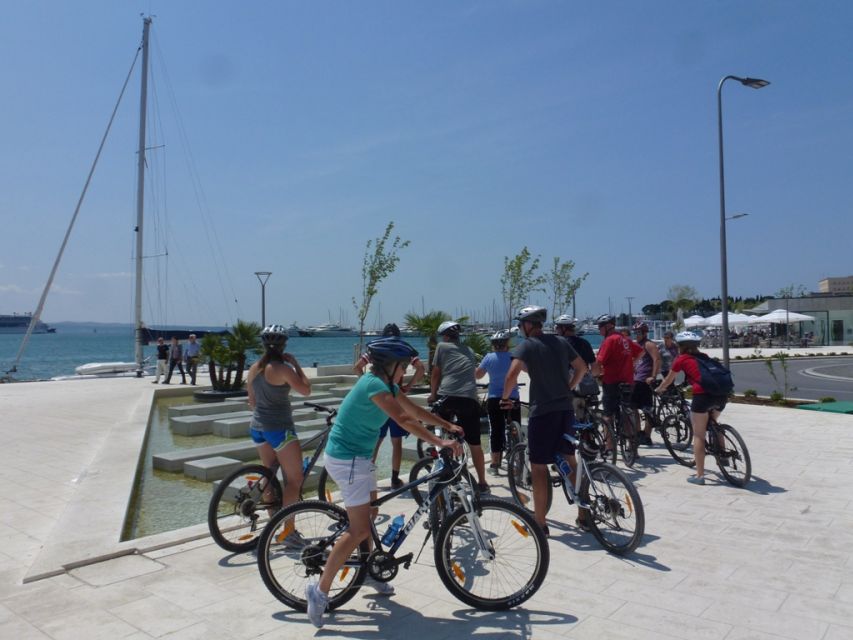Split 3-Hour Guided Bike Tour - Bikes, Helmets, Pacing, and the Electric Bike Factor