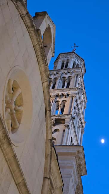 Split and Diocletian's Palace walking tour with a local guid - Entering the UNESCO Roman Palace Grounds with a Local Lens