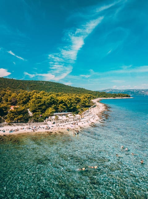 Split: Blue Lagoon, Shipwreck and Šolta with Food and Drinks - Yacht Tamaris comfort: why the onboard setup matters
