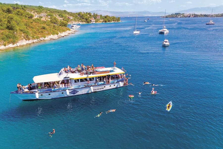 Split: Blue Lagoon, Shipwreck, & Šolta with Lunch & Drinks - Why This 3-Island Day Trip From Split Works So Well