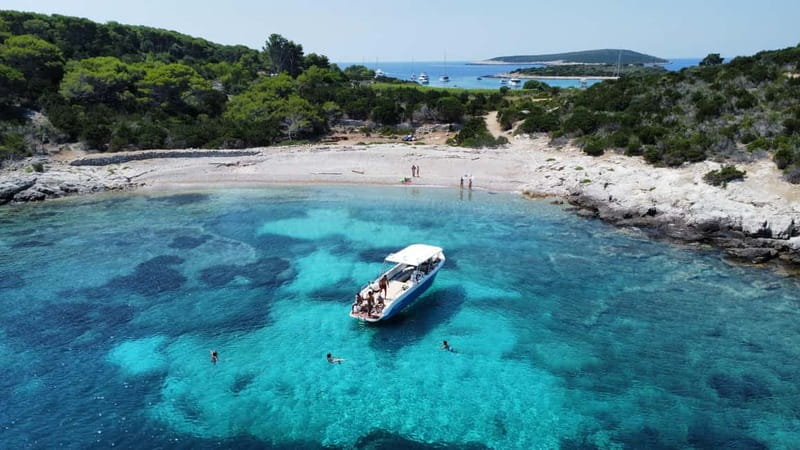 Split: Boat Tour to Blue Cave, Vis, Blue Lagoon, Hvar, Brač - Stiniva Bay on Vis: Why This Stop Works Even If It’s Short