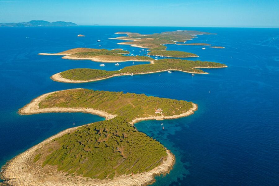 Split: Bol, Hvar, Pakleni Island, and Solta Full-Day Tour - Šolta Finish: Scenic Views, a Photo Stop, and a Quick Swim