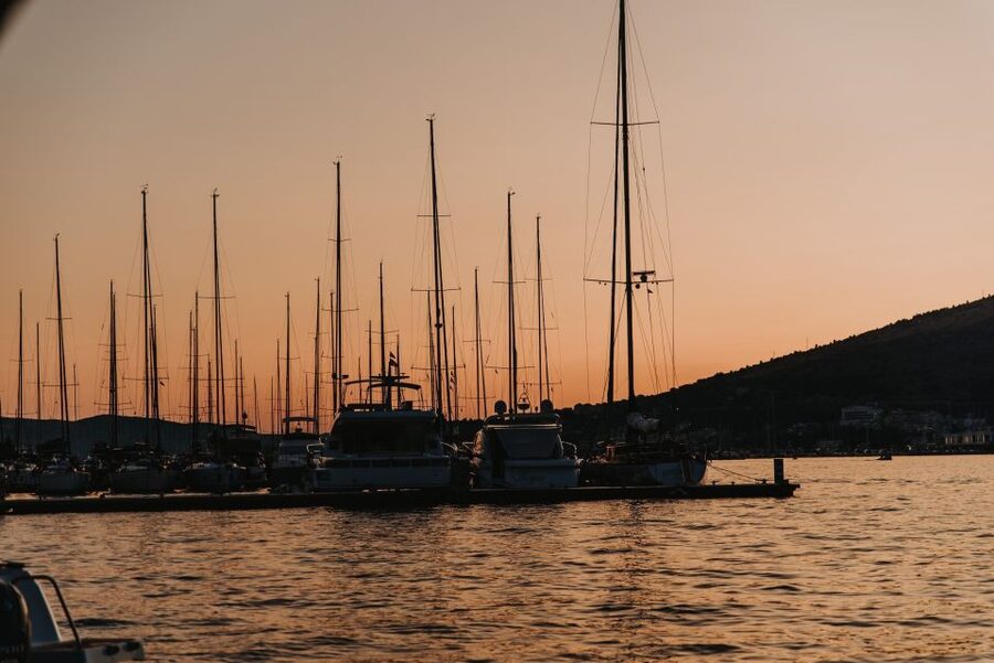 Split: Brac Island and Sutivan Village Sunset Boat Tour - Who This Tour Fits Best