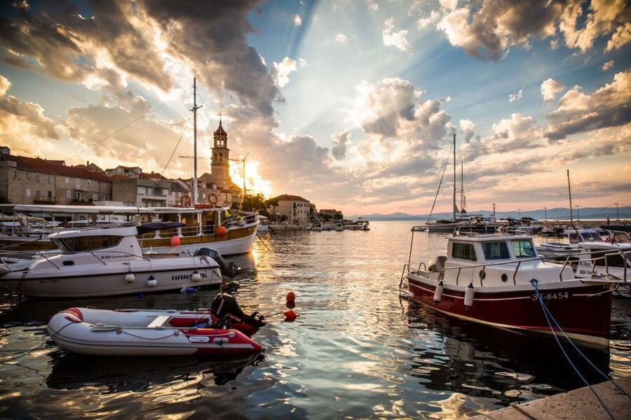 Split: Brac Island and Sutivan Village Sunset Boat Tour - A Private Sunset Boat From Split to Brac and Sutivan