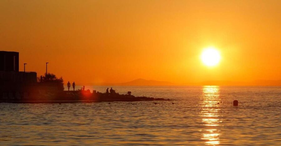 Split: Brac Island and Sutivan Village Sunset Boat Tour - Timing That Lets You Snorkel, Chase Sunset Light, Then Go Eat in Sutivan