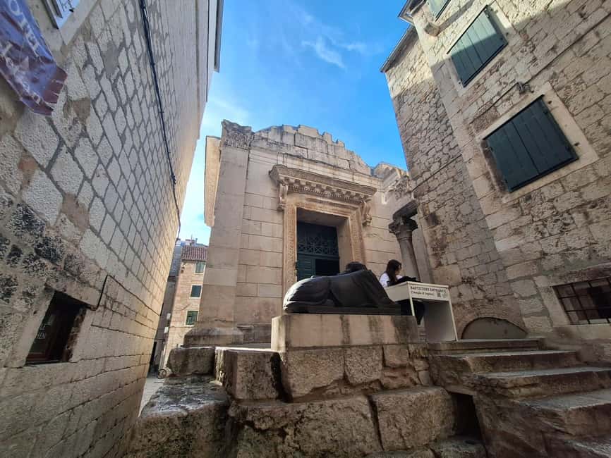 Split: City Walking Tour w/ Game of Thrones Locations - Game of Thrones locations in Split’s Roman backbone