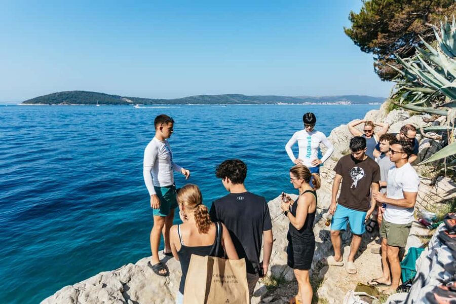 Split: Cliff Jumping & Deep Water Solo Tour - Cliff jumping with options, not chaos