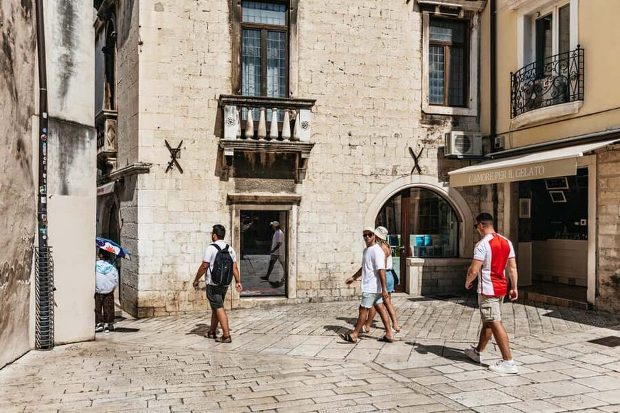 Split: Diocletian Palace & Old Town Guided Walking Tour - St. Domnius Cathedral: the old mausoleum turned cathedral