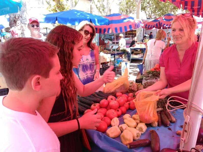 Split: Food Tasting Walking Tour - Meeting at Golden Gate: how the tour actually starts
