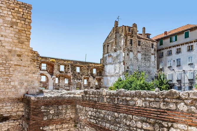 Split: Game of Thrones Small group Tour with Diocletian's Cellar - The 2-hour format: what you can realistically fit