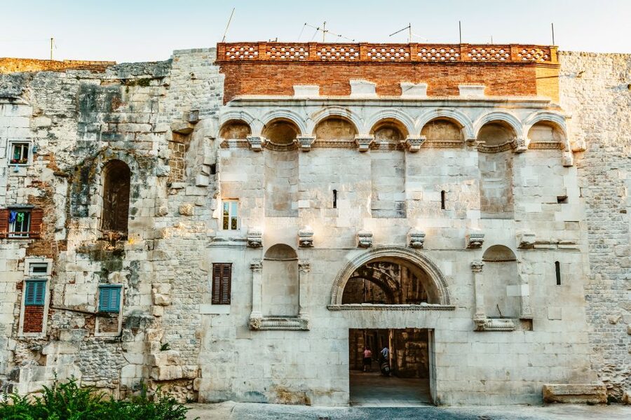 Split Game of Thrones Tour: City of Dragons - The underground cellars: where the tour earns its keep