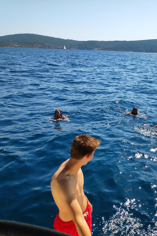 Split: Half Day Sailing Tour with Swim Stop, Snacks and Wine - Who This Trip Fits Best, and Who Should Skip It
