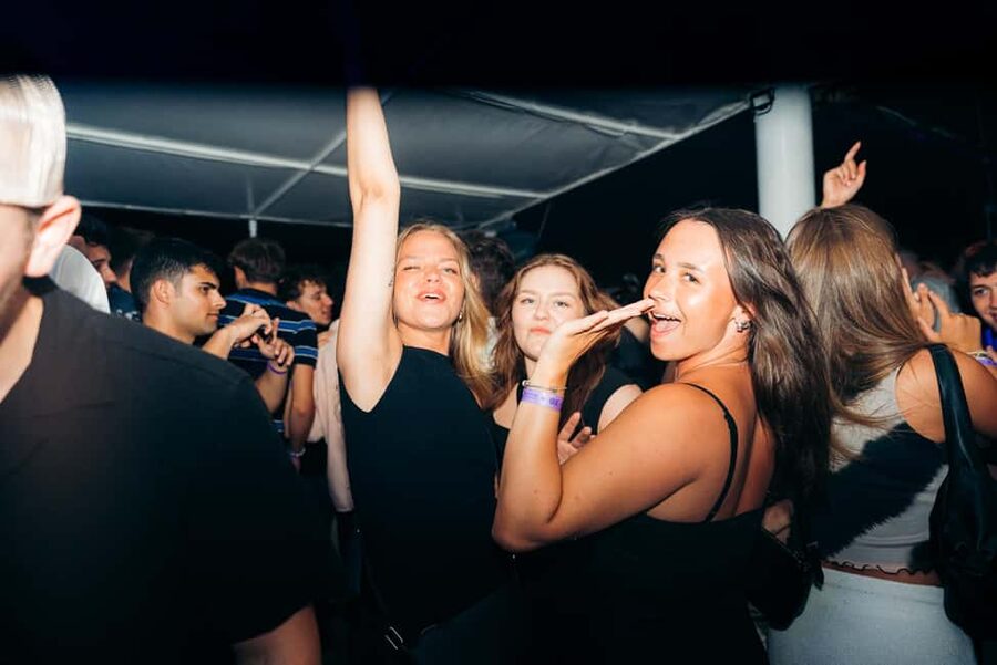 Split: Night Boat Party with Free Shots, Dj and After Party - Split Night Boat Party: What makes it a smart night out