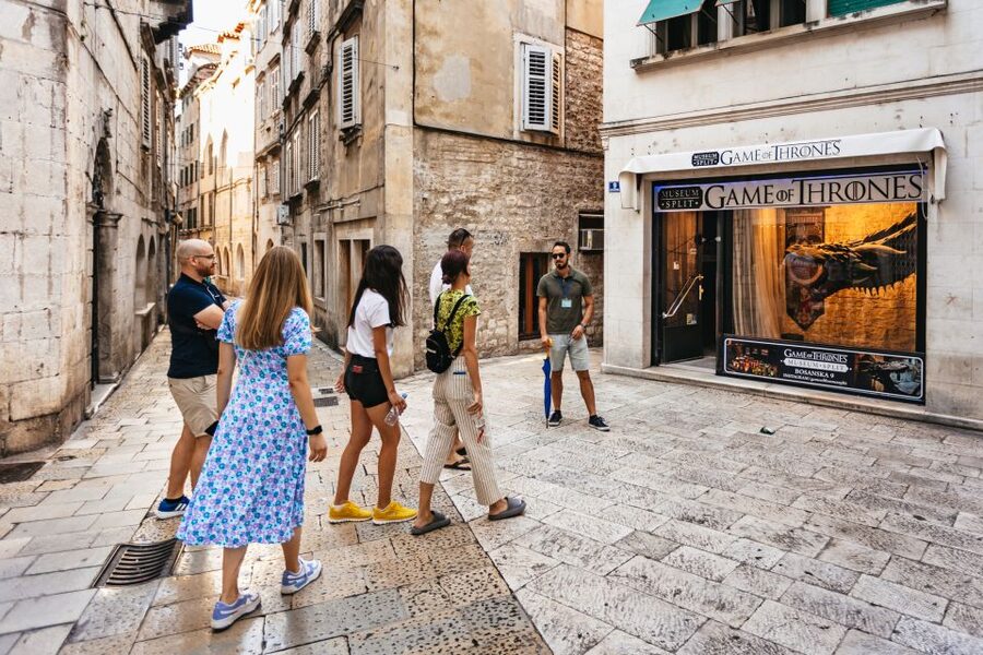 Split: Old Town and Diocletian Palace Walking Tour - Saint Domnius Cathedral: Roman-Era Spirit Still in Use