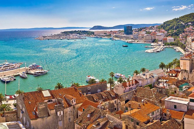 Split Old Town History Walking Tour - Stop 1 at Obala Hrvatskog narodnog preporoda: sea views and city layout