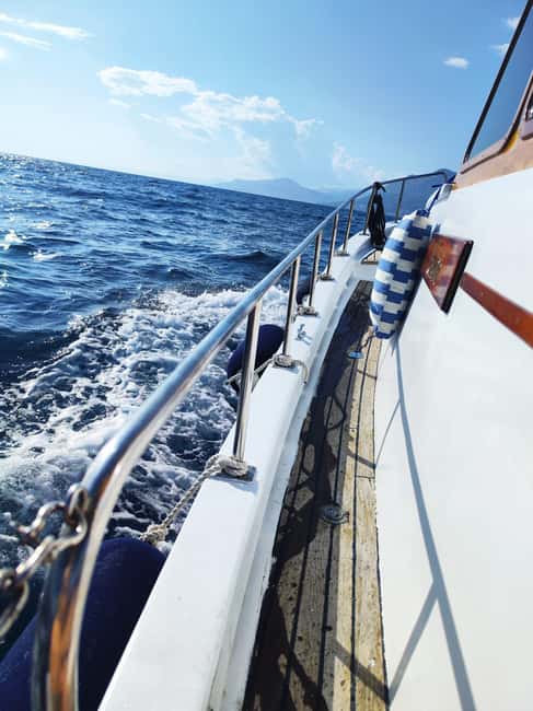 Split/Omiš/Makarska: Full or half day boat tour with "Cvita" - What is included in the price, and what to plan to pay for yourself