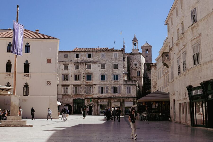 Split: Palace & Old Town Private Walking Tour-Entrance incl. - Fruit Square to Pjaca (Narodni trg): Venetian Palaces and Old Town Rhythm